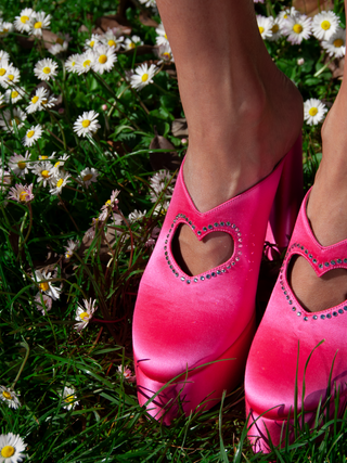 Pink Sole Heart Platform