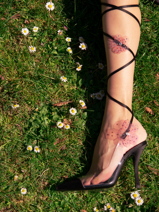 Black Talia Flower Pump